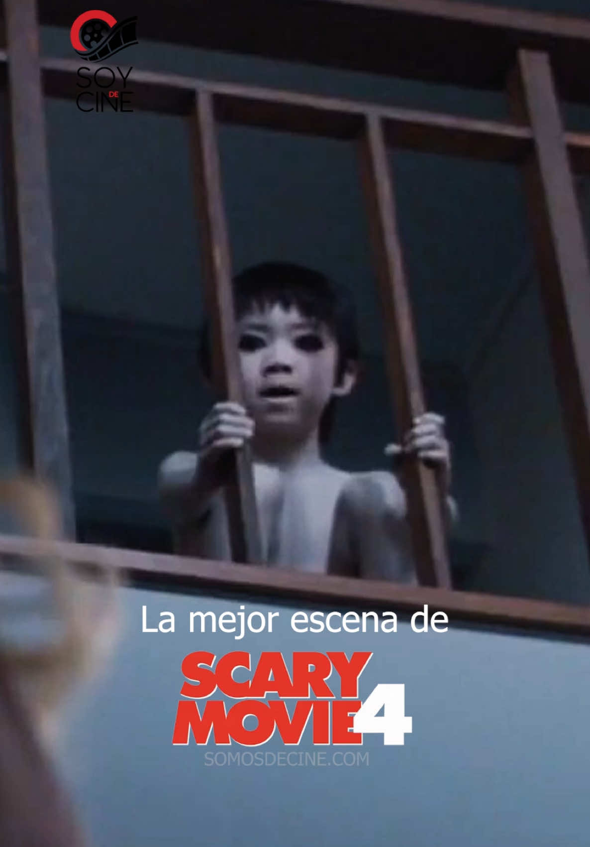 La MEJOR ESCENA de SCARY MOVIE 4: EL NIÑO JAPONÉS ¿Quién no recuerda al niño japonés de Scary Movie 4? 🤣 ¡Su escena sigue siendo de las más épicas de la saga! 🎬  #ScaryMovie #Comedia #Risa #fyp #tiktokviral #trending #Viral #ParaTi #Cine #Film #Curiosidades #Detalles #Cine #Películas #SabiasQue #Japón #Comedia #ScaryMovie4