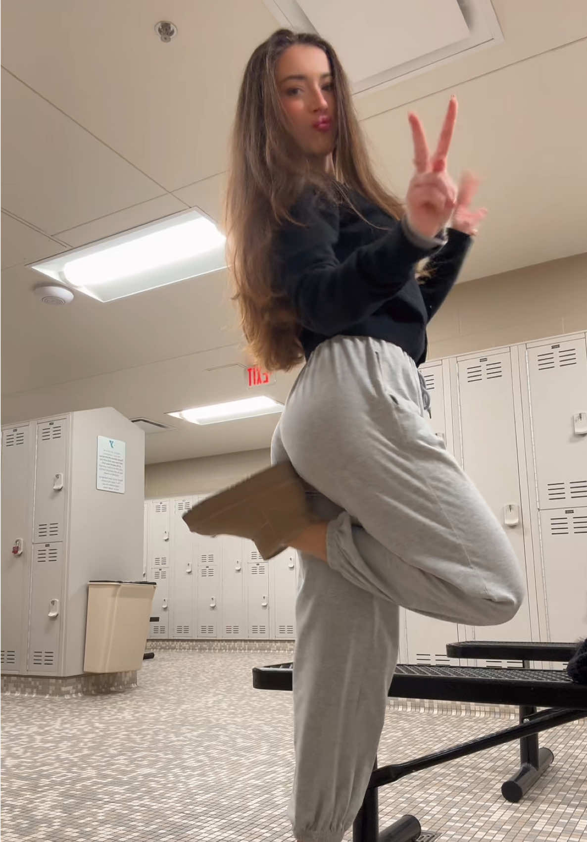 Just done  with workout ✌🏻✌🏻 #Lifestyle #usa🇺🇸 #recommendations #routine #gymgirls #lookoftheday #mood #pretty #getreadywithme #motivation #GymTok 