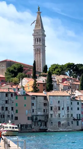 U mojoj duši spava🫶🏼🫶🏼 Najljepši na svijetu!🤭 #🇭🇷 #rovinj #rovinjoldtown #croatia #travel #istra #fyp #fyy @Visit Rovinj #jadranskomore #istria #hrvatska #croatia #adriaticsea 