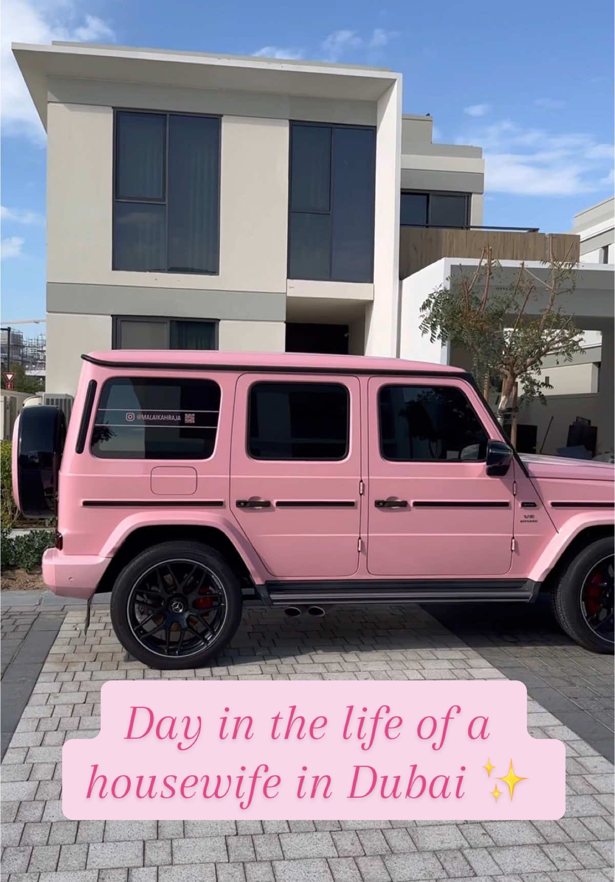 Putting the house in housewife ✨🩷 #dubaihousewife #dubai #housewife #stayathomemom #momtok #MomsofTikTok #dubaibling #ikea #shopping #gwagon #pinkgwagon #laurastar 