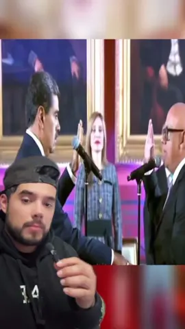 fantasma REAL captado en el juramento de maduro #nicolasmaduro #maduro #venezuela #paranormal #paranormalactivity #actividadparanormal #fantasmas #ovnis #miedo #miedoyterror #paranormaltiktok #terrorsobrenatural #greenscreenvideo #sirena #sirenareal