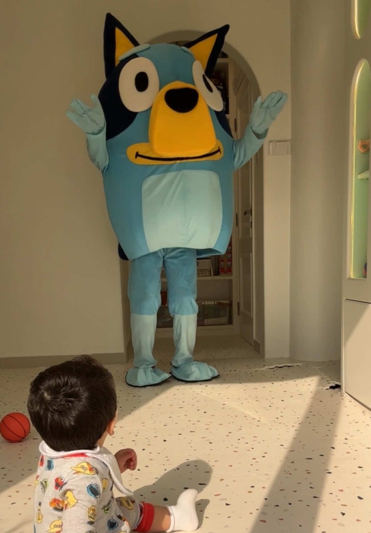 عشوائيات بلوي 😂 #عقيل_الرئيسي #فرح_الهادي #ادم_الرئيسي #عائلتي #family #myhome #mybaby #نوح_الرئيسي #bluey 