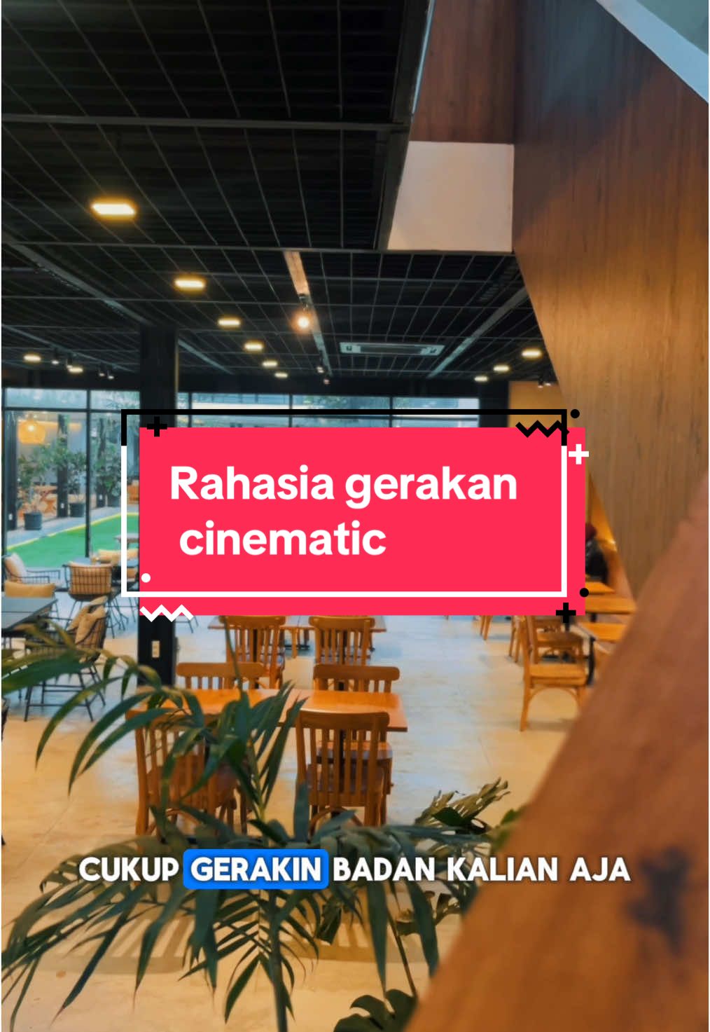 Ga harus iphone! Mau hp lu android 2 jutaan juga hasilnya tetep stabil kalo pake teknik yang bener. Inget ya yang gerak badannya bukan tangannya, jadi hasilnya bakal jauh lebih stabil dibanding kalian gerakin tangan. Cobain dan liat hasilnya pasti beda 👌🏻 #cameramovement #mobilevideography #iphonecamera #iphonevideography #hapegrapher #iphonetricks #videotips #cafe #tipsngonten 