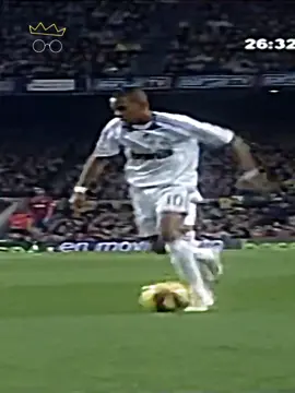 Robinho 💀 . . . #football #skills #robinho #realmadrid #futebolbrasileiro 