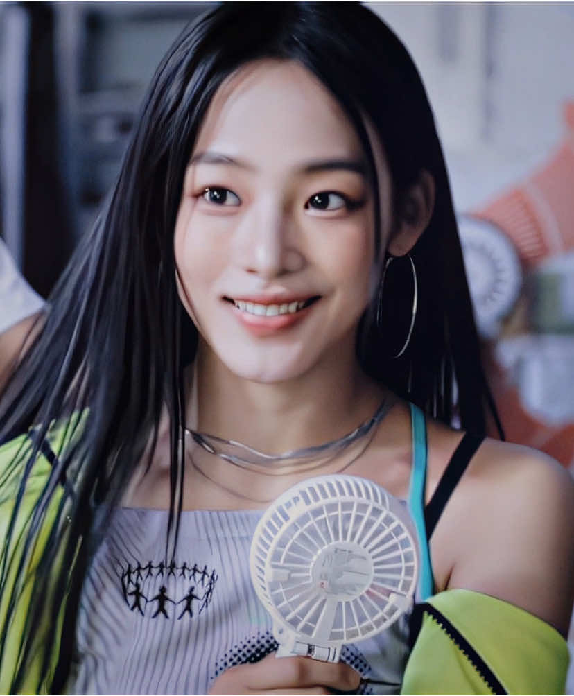 I miss debut era sm 😞🫶🏼 sorry Ik the clips look choppy idk why  #fyp #minji #minjinewjeans #minjiedit #bunnies #tokki #capcut #edit #kpop #viralvideo #explore #newjeansneverdie #_jjeanzu 