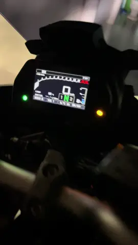 Quem cospe fogo é ela #900 #tracer #tracer900 #tracer900gt #fy 