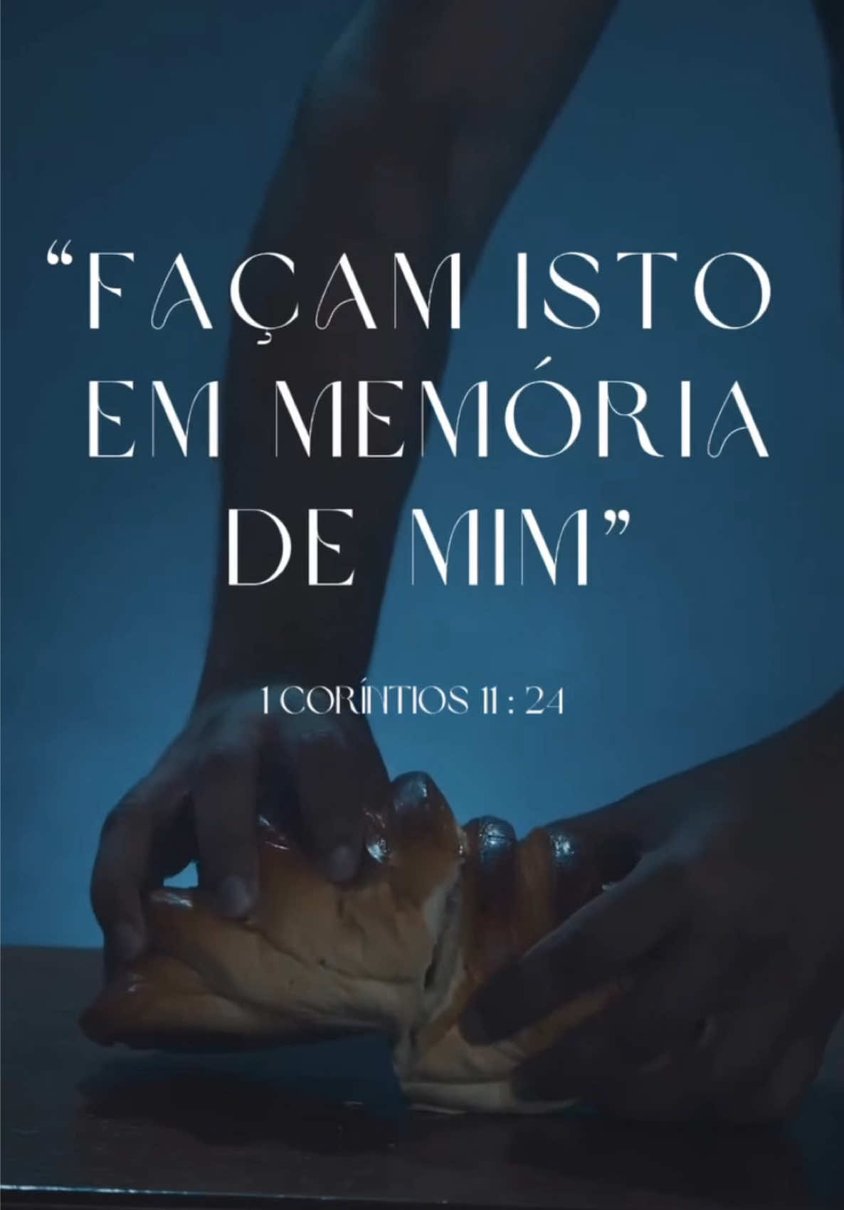 O que significa a Santa Ceia para você? A Santa Ceia é um convite para relembrarmos o maior sacrifício de amor já feito por nós. É o momento de olharmos para dentro, nos rendermos a Jesus e celebrarmos a nova vida que Ele nos deu. 👉 Este domingo, venha participar desse momento especial. Vamos nos reunir para a Ceia do Senhor às 10h15 e 19h.