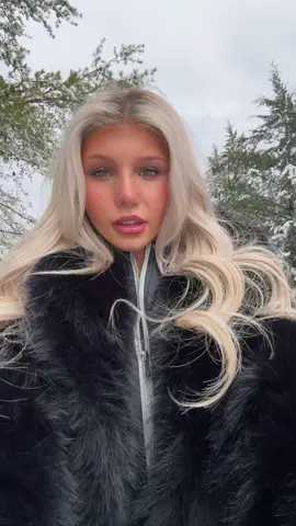 Finally snowed ❄️❄️ #tn #snow #winter #winterwonderland #ilovesnow #blonde #influencer #fyp #foryoupage #godlovesyou 