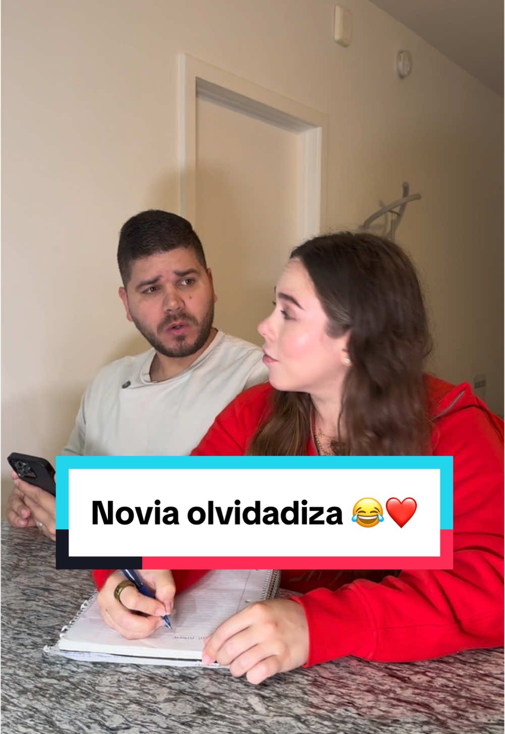 Cuando tú novia es olvidadiza 😂 @antoniaboterob 