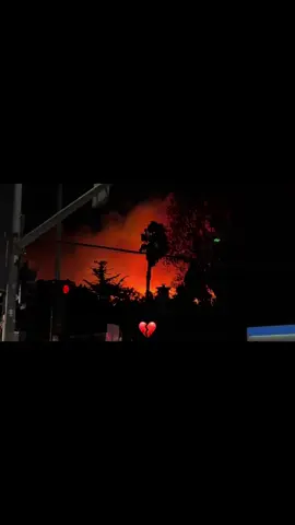 I love this city so much and hate to see it hurting 💔❤️‍🩹