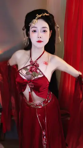Lạc vào thế giới do nhầm lẫn, thuyết phục  vua Từ nay  sẽ không đến triều sớm #红衣古衣 #有什么意思 #girls #gaixinh #xuhuong #douyin #cotrang
