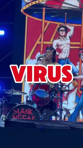 Slank - Virus live at pasar malam 41 #slank #virus #konserslank #pasarmalam41slank #CapCut @Slank Band 