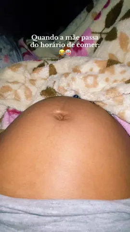 Bernardo fica logo revoltado 😂  #25semanas #mamaeprimeiraviagem #menino #maedemenino💙 #bebemexendonabarriga 