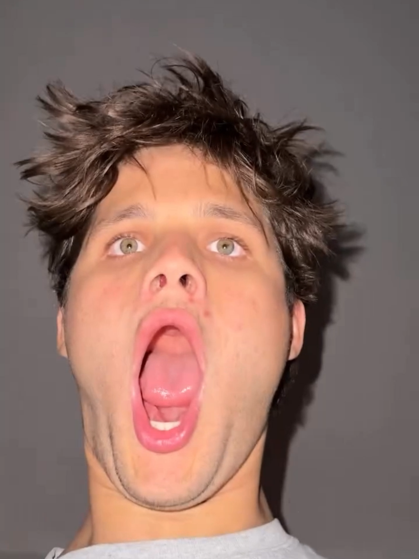 Sigue tus sueños | Video original: Grantbeans *Este solo es un fandub en español latino* #fyp #españollatino #grantbeans