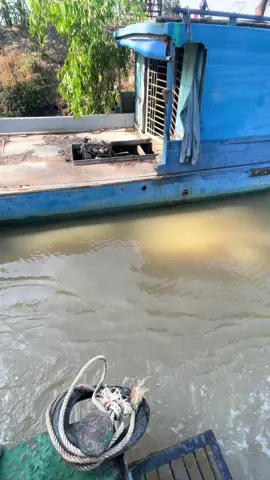 Đang khổ mà Tết nhất tới mà bạn chỉ còn một cái quần..🤣🤣#trungtin2003🍀 #dc105x #xunghuong 