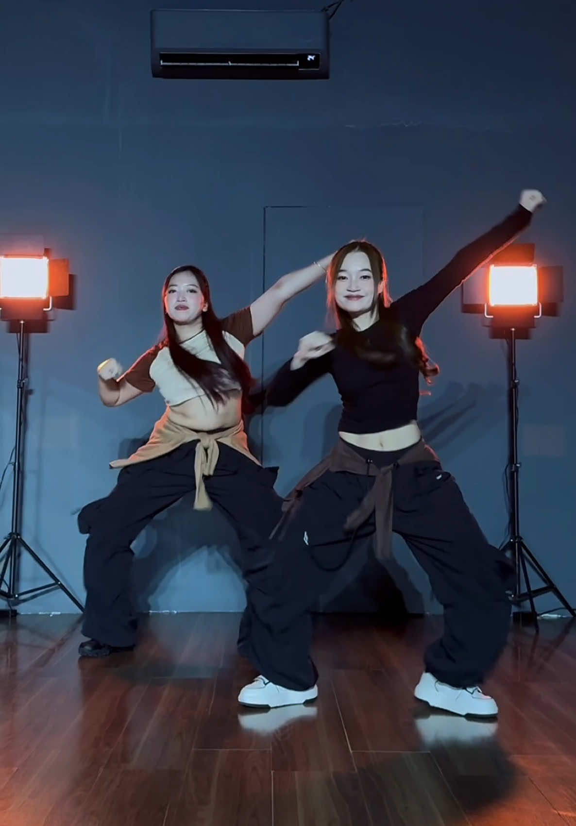 So fun 😂 @Dong Quynh #bobodancestudio 