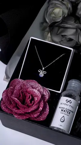 Kỷ niệm tình yêu trở nên đặc biệt hơn với bộ quà tặng KYDOPAL 🖤 #daychuyenbac #trangsucbac #KYDOPAL #trangsucbackydopal #PAL025 #PAL007 #9C10 12349
