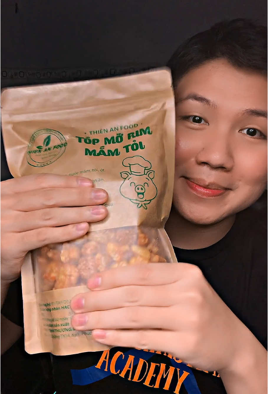 Nay ăn 500g tóp mỡ rim mắm tỏi của thiên an food nha #tópmỡ #tópmỡdagiòn #tópmỡmắmtỏi #topmorimmamtoi #topmorimmamtoisize500gram #topmorimnuocmam #topmorimcay #topmorimmamtoithienanfood #tunauan68 #reviewdoan #LearnOnTikTok #reviewanngon #monngonmoingay #ancungtiktok #xuhuong #thinhhanh