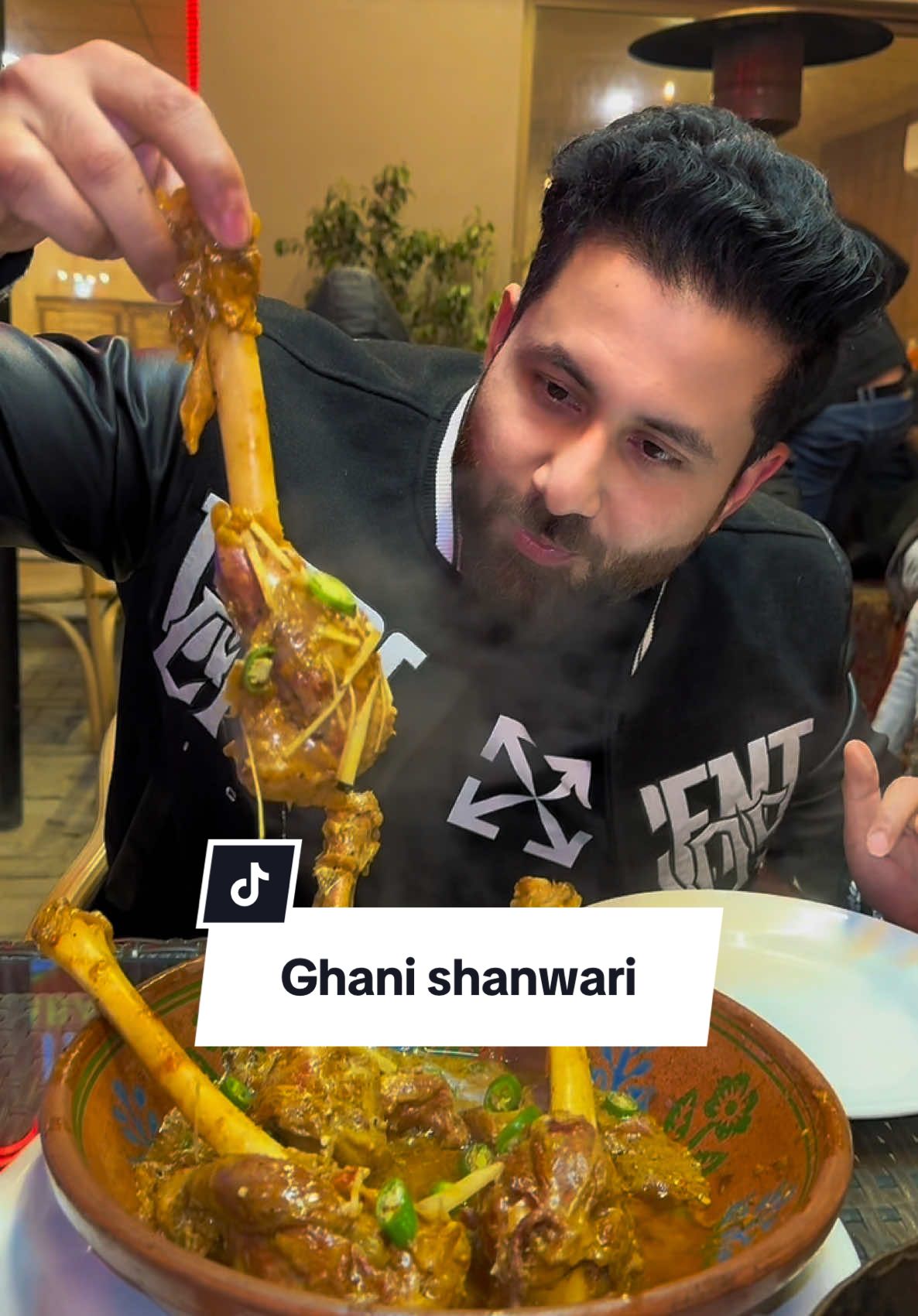#Foodie #foryou #desifood #mutton #foodtiktok #foodvlog #lahore #spicyfood #foodreview #foodblogger #foodvlogger #FoodFestonTikTok #foodiesofinstagram #chicken #foodlovers #restaurant #haseebee #oyehoyehoye #naan #karahi #foodlife #foodlove #foodiesofinstagram #tiktokfood #tiktokfoodie #voiceover 