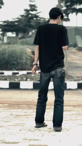 #LiveOutlandish #denimhead #anakdenim 