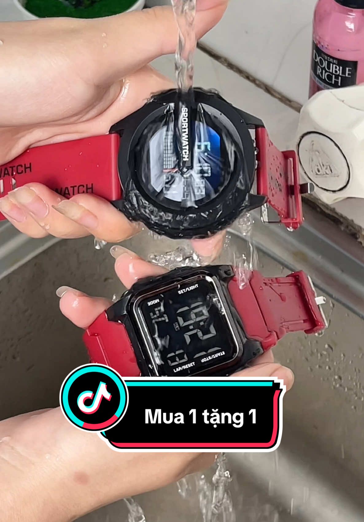 Siêu sale mua 1 tặng 1 đồng hồ#donghodeotay #donghothoitrang #donghodientu #donghothethao #mua1tang1 #xh #xuhuong #trending 