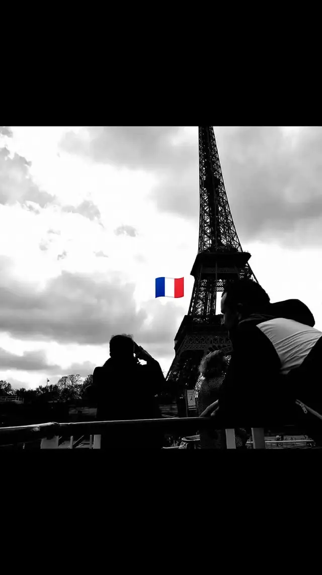 #paris #france #travel #Lifestyle #LifeIsGood #likе #viral_video #seine #eiffeltower #fyp #foryoupage❤️❤️ #tik_tok #likes #follow #happytime #memories #nicepicture #fy #meme #memes #trending #moment #romantico #stile #styletips #i #me #goodvibes #coolboy #hollyday #reaction #respect #responder #season #photography #positivity #positivevibes #teamworkmakesthedreamwork #teamwork @teamwork @TEAMWROK ✅ @TEAMWORK 10K FOLLOWR @Teamwork_TikTok 