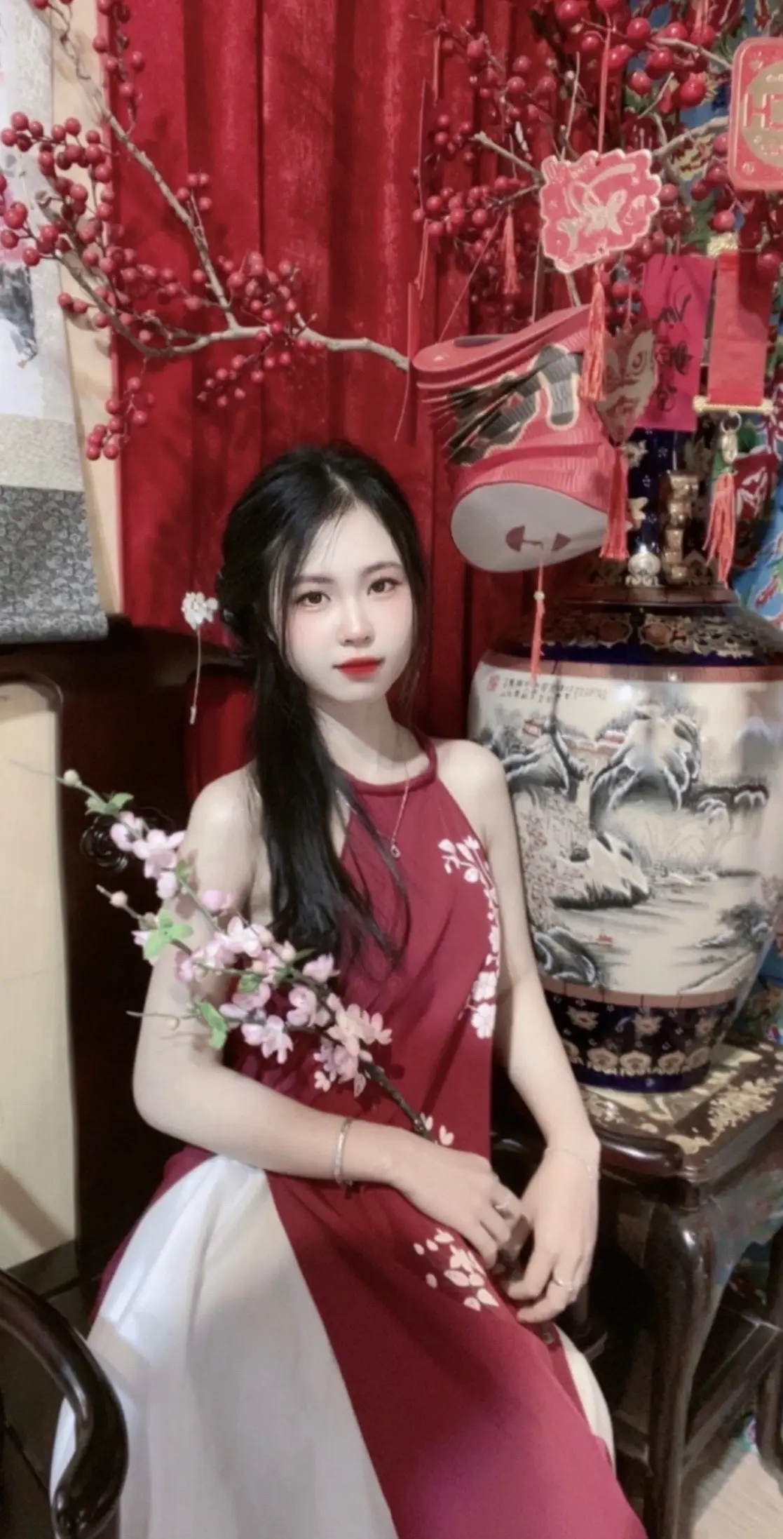 Đũa mốc mà chòi mâm son... #tet #aodaivietnam #vairal #fyp #xuhuong 