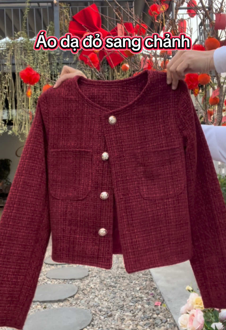 Áo dạ đỏ sang chảnh đón Tết #cuccucreview #aokhoac #aokhoacmoinhat2025 #áokhoácdạ #aokhoacnu #áodạsangchảnh #aodamoinhat2025 