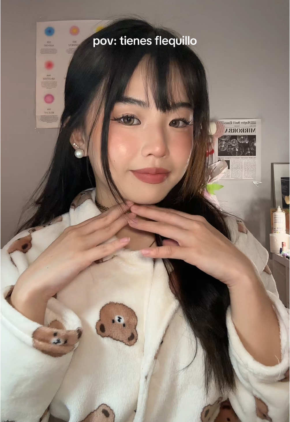 eso o limpiarme el flequillo en el lavabo 😔 regalo de PisPás #brillaconestilo #pispashair @pispashair #dryshampoo #bangs #fypdong  