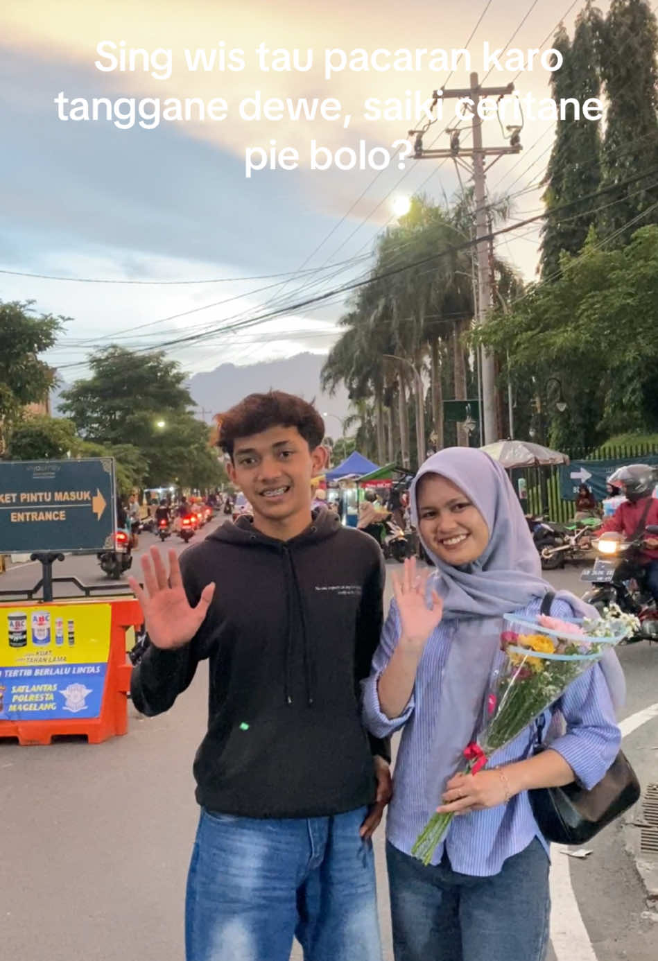 Happy ending opo sad ending bolo #bunga #freshflower #freshflowermurah #freshflowerborobudur #bouquetfreshflower #buketprasmanan #viralborobudur #kulinerborobudur #borobudurhits #magelang24jamfyp #cfnborobudur #jowobaper #jowopride #sadstory #sadvibes🥀 #fyp #magelangnews #infoborobudur #galaubrutal #polparborobudur #magelang24jam #magelangkotasejutabunga #magelang24jamfyp #magelangsad #magelangstory #magelangexplore #magelangkotasejutabunga #bellta 