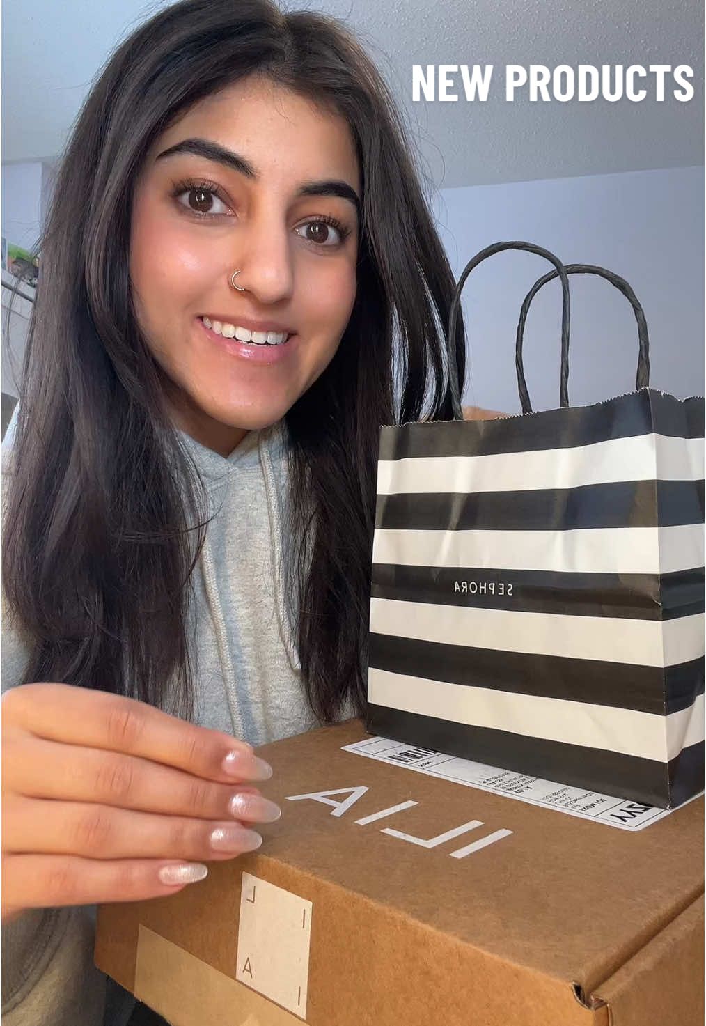 LETS TRY SOME NEW MAKEUP! #firstimpression #makeupreview #newmakeup #makeup @laneigeca @patrick ta @ILIA Beauty @Huda Beauty 
