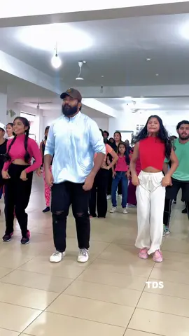 අපේ සර් එක්ක සඳ සාක්කි කියාපුදෙන්🥰අලුත් එක කරමුද😎DC-@Teev Class Details -0759723223#teevdanceschool #TDS #teevofficial #dance #viralvideo 