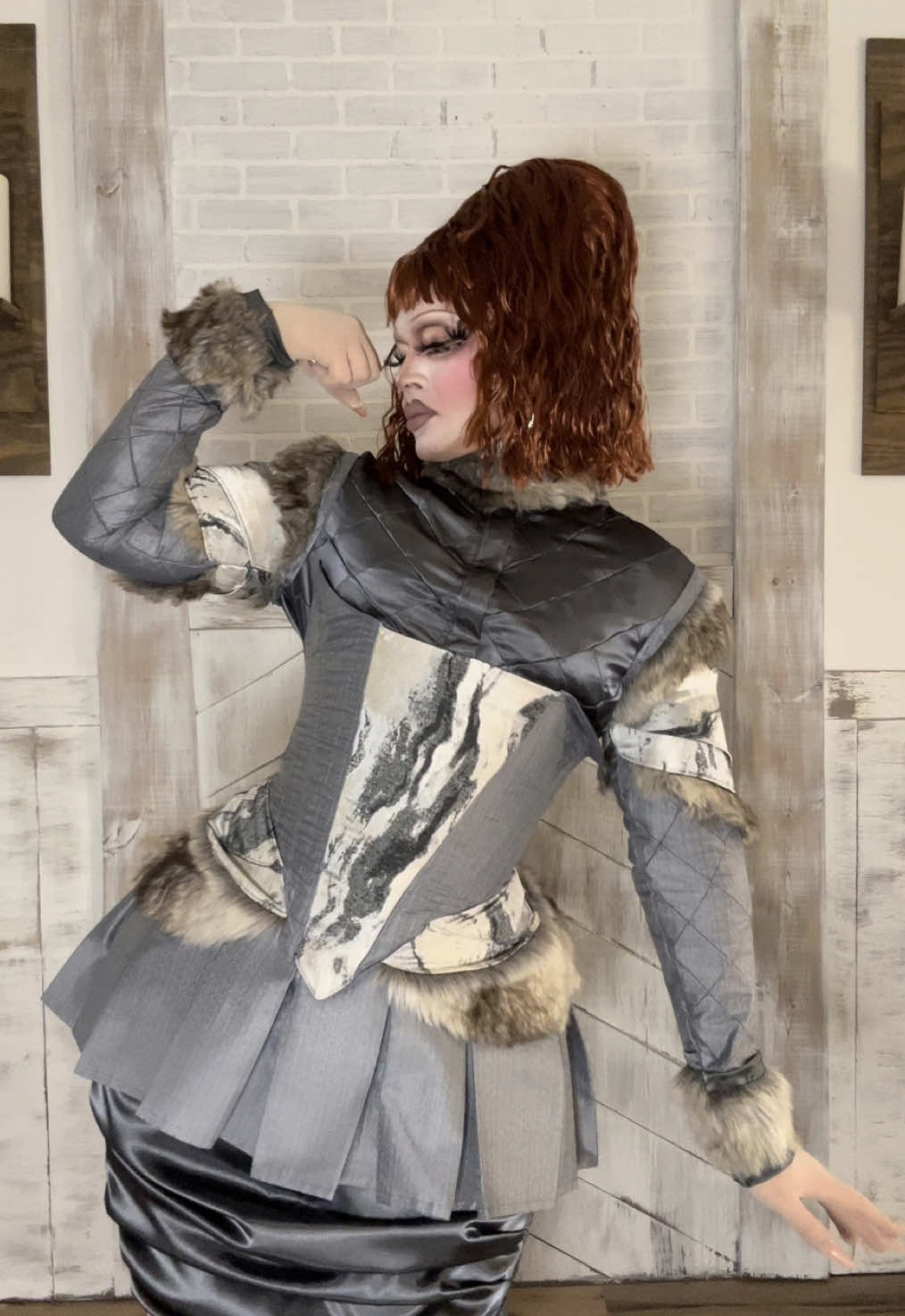 Category is: 1400s realness ⚔️🛡️🏰 Teaching myself how to sew using 100% thrifted materials — these were curtains, sheets, marble print pillowcases, and the thrift gods led me to a bolt of faux fur?? Toot. #joanofarc #kingarthur #thriftflip #costumedesign #sewing #historicalfashion 