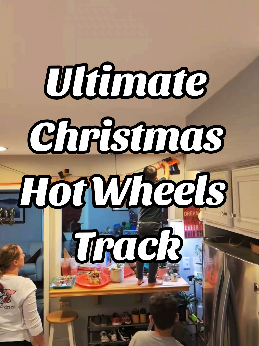 The ultimate Christmas Hot Wheels track 🎄🏎️💨 📹: @Matt Milless  #Christmas #HotWheels #Cool 