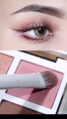 easy & simple eye makeup tutorial #simple #fypシ #artistic #viral #trending #millionviews #millionfollowers #foryoupage #artists #tiktok #art #subscribe my youtube channel 