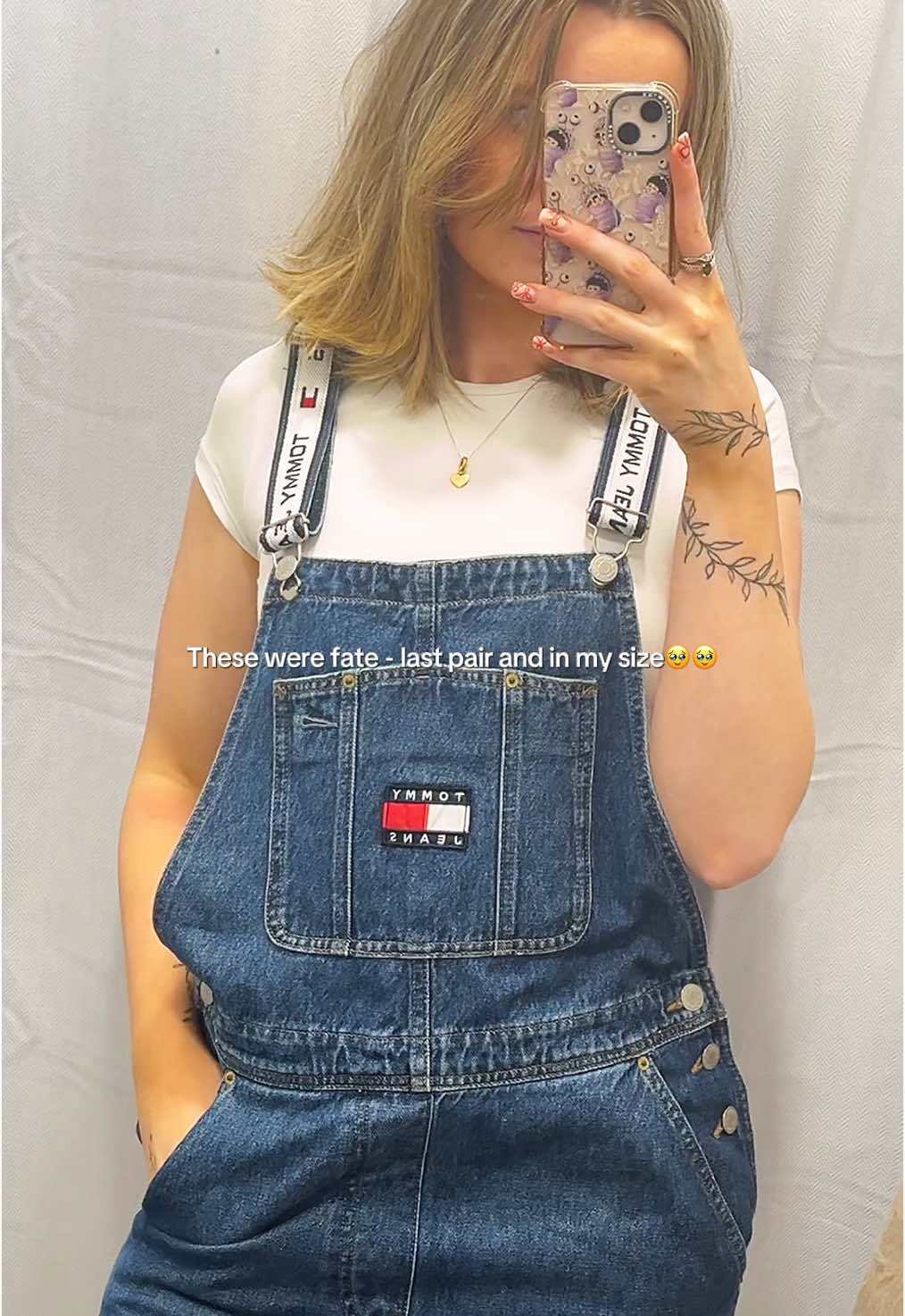 @Tommy Hilfiger I could’ve cried when I saw these for this cheap😭😭 #tommyhilfiger #dungarees #januarysales #denim #fashion #sale #designer #denimdungarees #fyp #fashioninspo #foryoupage #viral #trending 