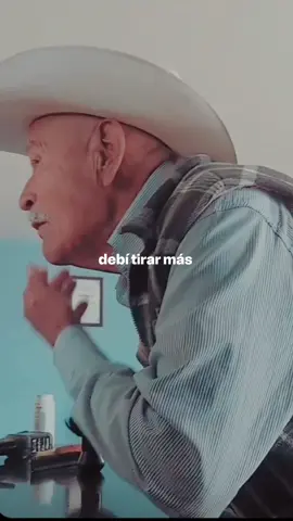 #debí 😞 #solorecuerdosquedan #fotos #miviejitobello #teectrañomucho😭😭 #siempreenmicorazon🕊❤️ 