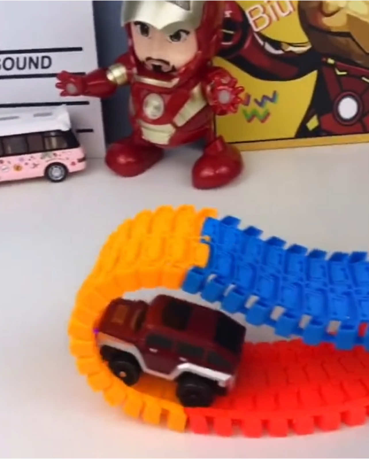 Carrinho pista colorida flexível maluca relâmpago com 56 Psc e para montar como quiser racing, carrinho de brinquedos #AibesBrinquedo #brinquedos #brique #brinquedoinfantil #brinquedinho #atacadobras 