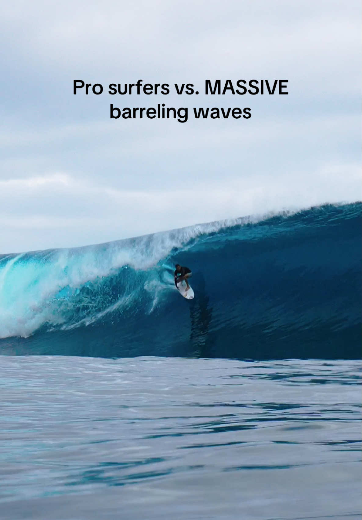 Have a you ever seen waves this big and perfect? #fyp #foryou #waves #surf #surfing #surftok #bigwaves #shorebreak #barrel #tahiti #teahupoo 