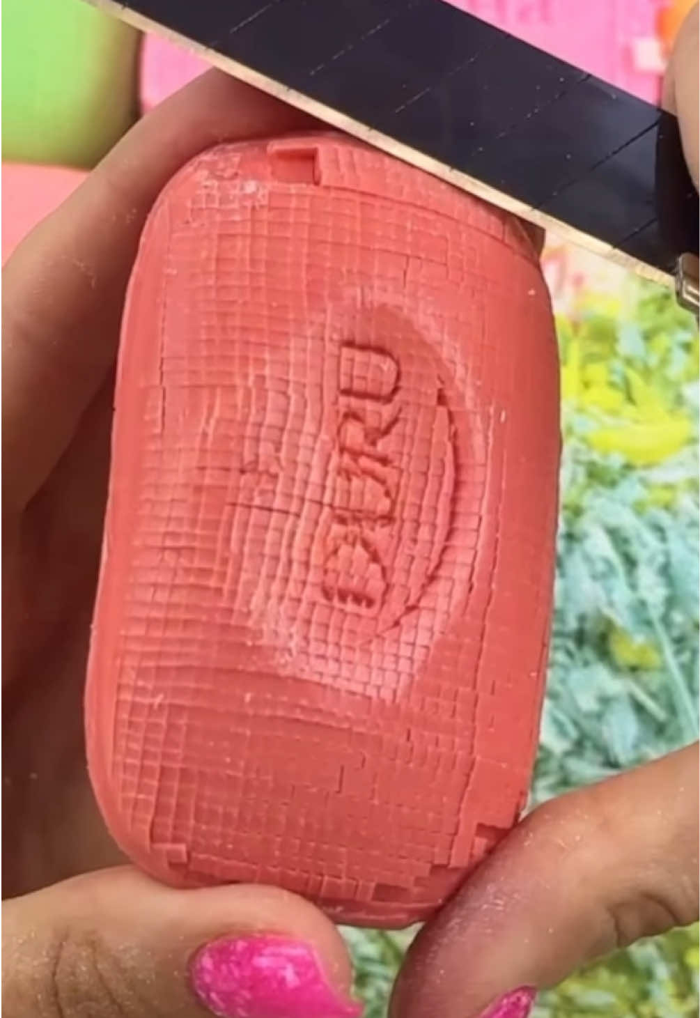 #asmr #asmrvideo #asmrsounds #asmrtiktoks #satisfying #soapcutting #soapasmr #satisfyingvideo #soapcubes #soap #cuttingsoap 