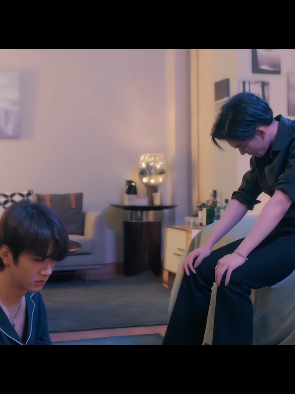 #REALHIA ✧*• — This scene really brokes my heart #yourskyseries #กี่หมื่นฟ้า #realhia #เรียวเฮีย #auausave #ausave #อู่อู๋เซฟ #auautnp #savewrg #dmd #fyp 