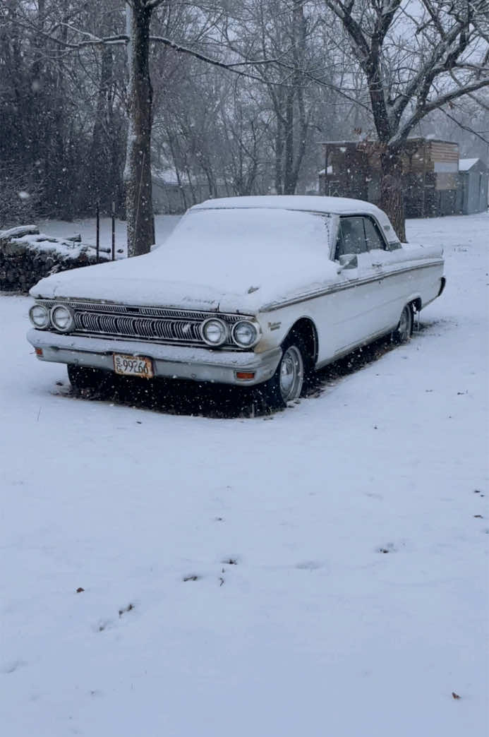 The winter vortex lame #winter #snow #white #mercury #meteor #1963mercurymeteor #fyp #b #fypシ #fypシ゚viral #carcommunity #cult #classicstyle 
