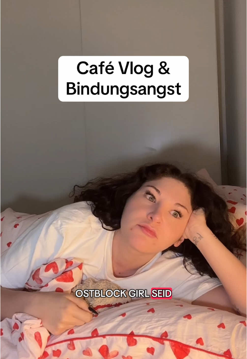 Mein Geburtstag ist am 16. Januar 🥰 Habt ihr auch Bindungsangst? Und soll ich öfter darüber sprechen? 😘 #Vlog #cafe #bindungsangst #bindungstypen #30er #beziehung #ostblock 