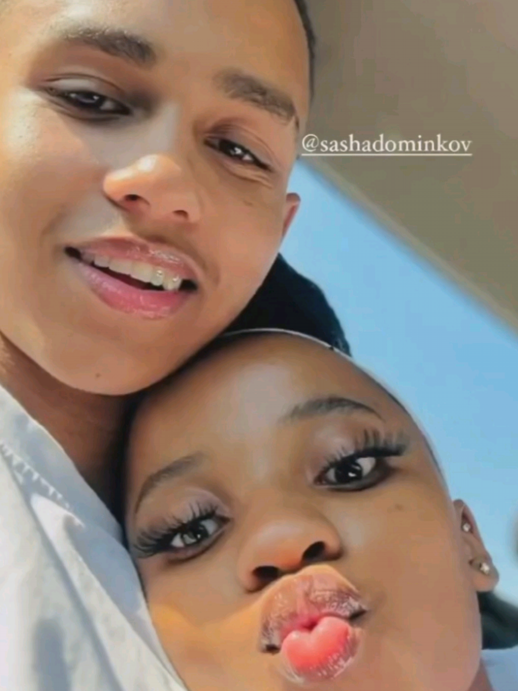 #itss_thandooo #sashadomnikov #thasha #thandoandsasha #throwback #constellation #jadelemac #teenlove #teenagelove #celebrities🥵 #popularpeople💎 