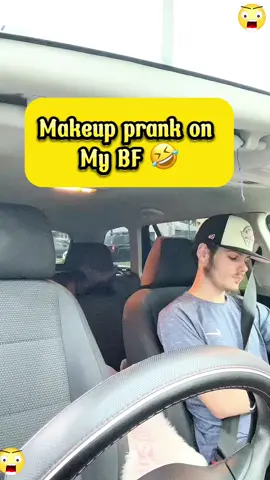 Painting ugly makeup to trick her boyfriend #tiktok #foryou #fpyシ #funny #scarecam 