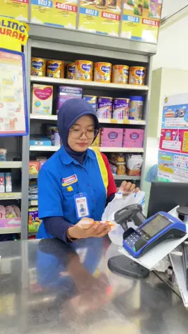 Mbak putri kasir Indomaret Sekadau 