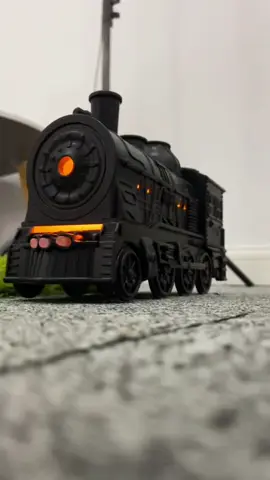 When i say run i mean it. #falldealsforyou #tiktokshop #explore #tiktok #enjoy #fyp #backtoschool #christmasgift #newyearseve #newyears #train #traindifuser 