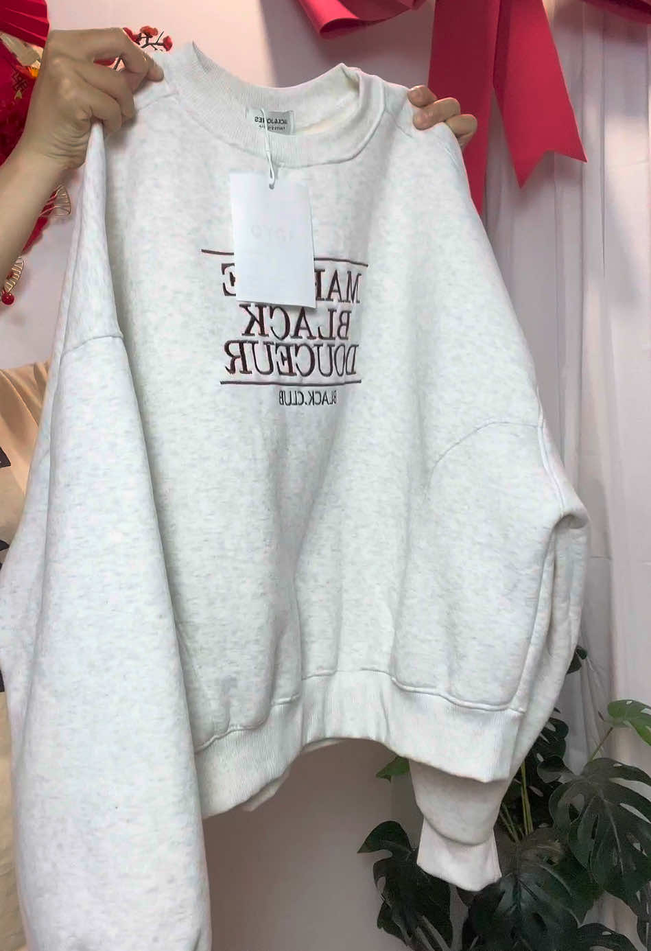 Chất đẹp, form xinh. #reviewquanao #sweater #fyp #xuhuong #viralvideo 