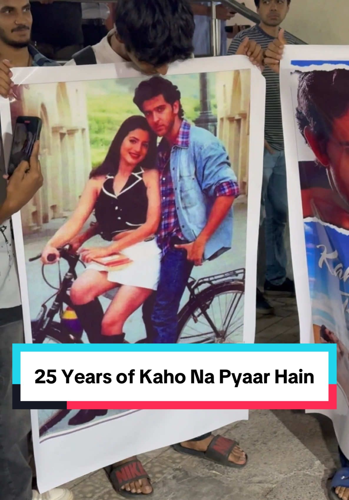 AMEESHA & ASHMIT PATEL AT SCREENING OF HER RE RELEASING FILM KAHO NA PYAAR HAIN & 25YEARS IN THE INDUSTRY #ameeshapatel #Ameesha #kahonapyarhai #ameshapatel #25YearsOfKahoNaPyaarHai #hrithikroshan #bollywood #instantbollywood #25years 