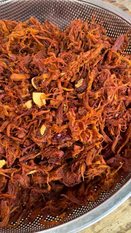 Khô gà cháy tỏi Nhà Điêu ngon khỏi chê nha 😘😘 #banhtrangnhadieu #anvattuoitho #Foodie #ancungtiktok #xuhuong 